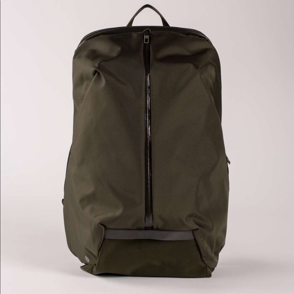 lululemon para backpack